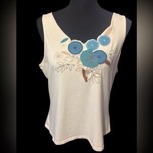 J. Jill Cream Casual Top with Blue & Tan Appliqué Floral Embroidery Size Large